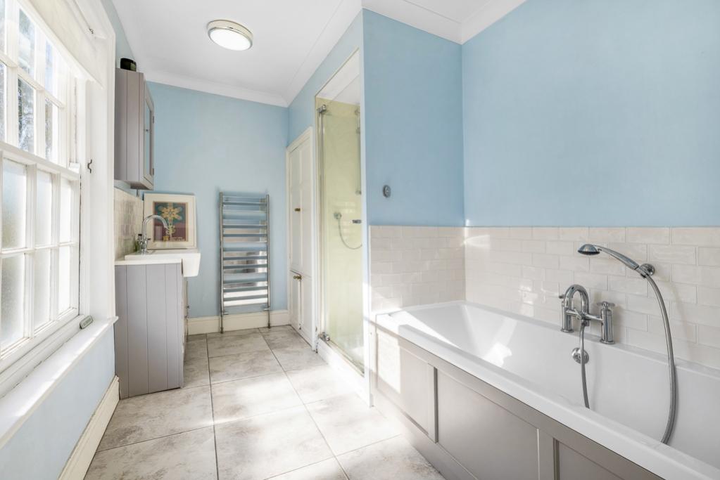 29 London Road (Spalding)-32