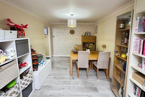 3 bedroom semi-detached house for sale, Wicklow Avenue, Melton Mowbray LE13
