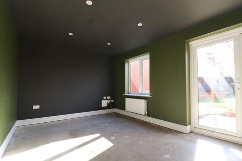 4 bedroom semi-detached house for sale, Bailey Avenue, Stratford-upon-avon CV37
