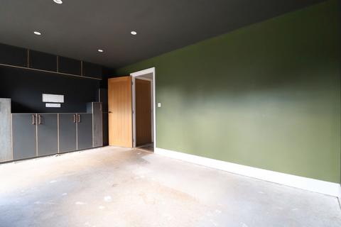 4 bedroom semi-detached house for sale, Bailey Avenue, Stratford-upon-avon CV37