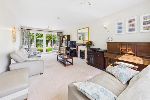 undefined, Grovelands, Barnwood, Gloucester