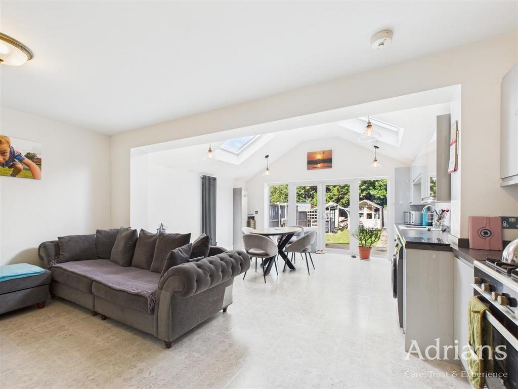 Kitchen / dining /