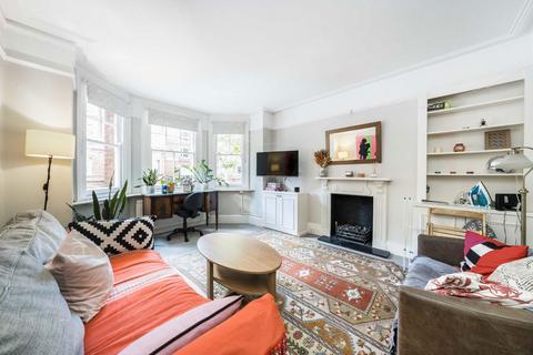 3 bedroom flat for sale, Queen's Club Gardens, London W14