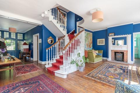 6 bedroom detached house for sale, Beatrice Avenue, East Cowes, Isle of Wight