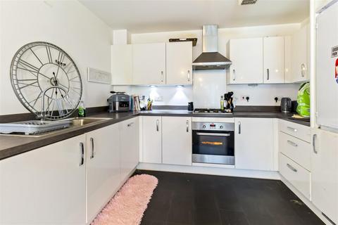 2 bedroom flat for sale, Cambrian Way, Worthing