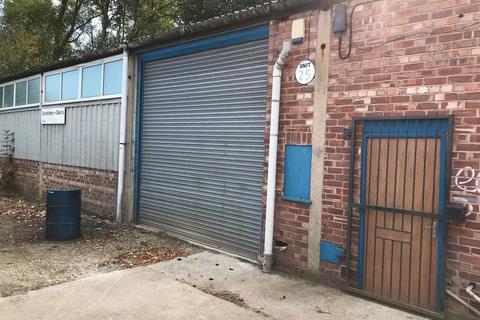Industrial unit to rent - Phoenix Industrial Estate, Manchester M35