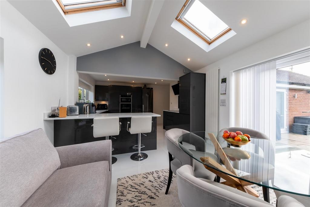 17 Abbotts Road-008.jpg