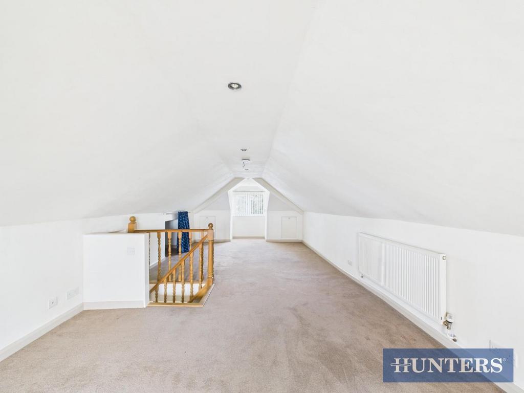 Loft room alt