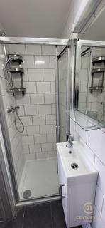 1 bedroom in a house share to rent, Hall Road, ISLEWORTH TW7