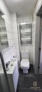 1 bedroom in a house share to rent, Hall Road, ISLEWORTH TW7