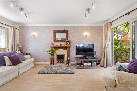 4 bedroom detached house for sale, Chestnut Grove, Moreton Morrell, Warwick