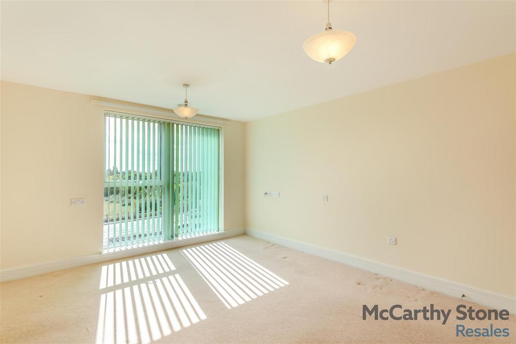 8662936-interior06.jpg