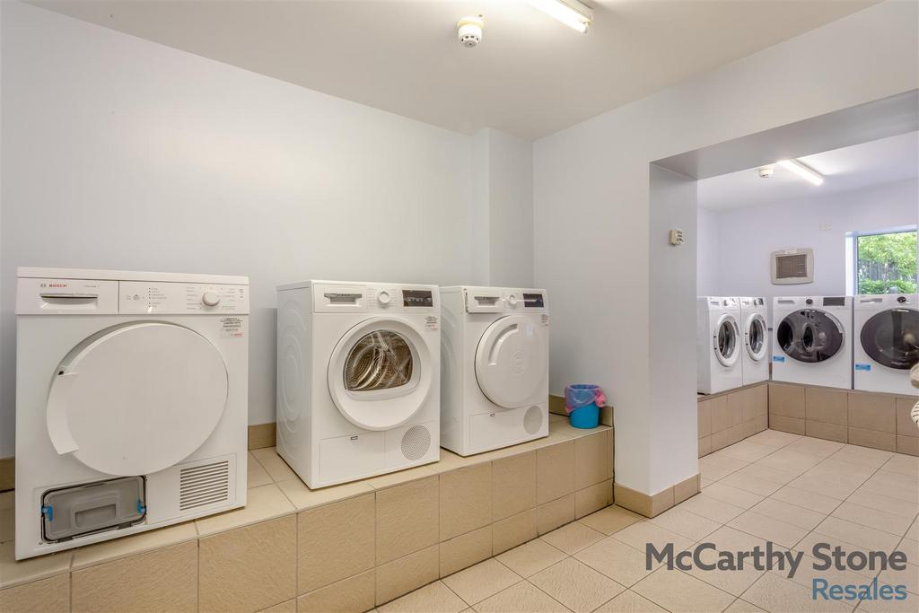 8662936-interior14.jpg