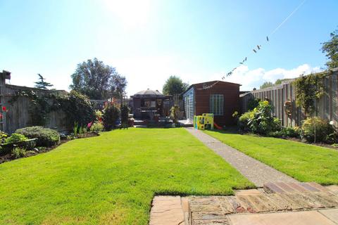 4 bedroom semi-detached house for sale, Rydal Avenue, Ramsgate CT11