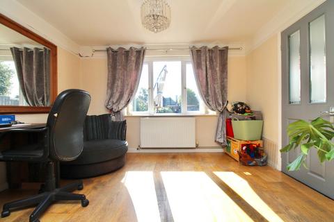 4 bedroom semi-detached house for sale, Rydal Avenue, Ramsgate CT11