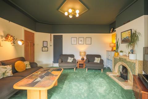 4 Folds Crescent, Sheffield, S8 0EQ