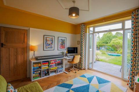 4 Folds Crescent, Sheffield, S8 0EQ