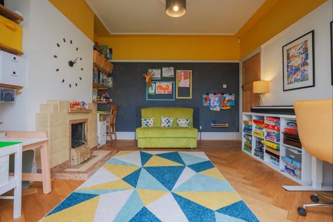 4 Folds Crescent, Sheffield, S8 0EQ