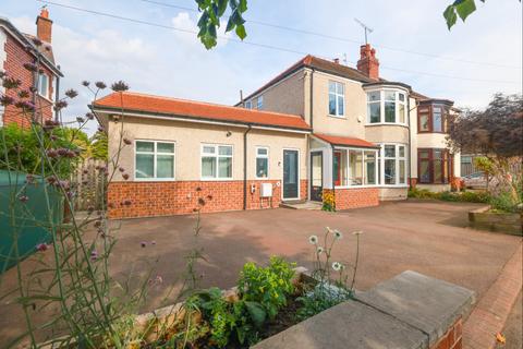 4 bedroom semi-detached house for sale, Folds Crescent, Sheffield, S8