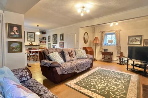 4 bedroom detached house for sale, Dinch Hill Close, Caldicot NP26