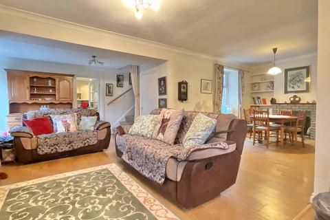 4 bedroom detached house for sale, Dinch Hill Close, Caldicot NP26