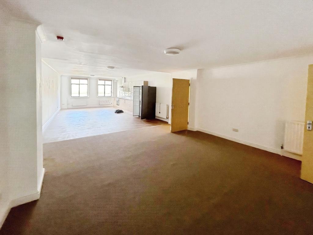 Pbox-living room-344049.jpg