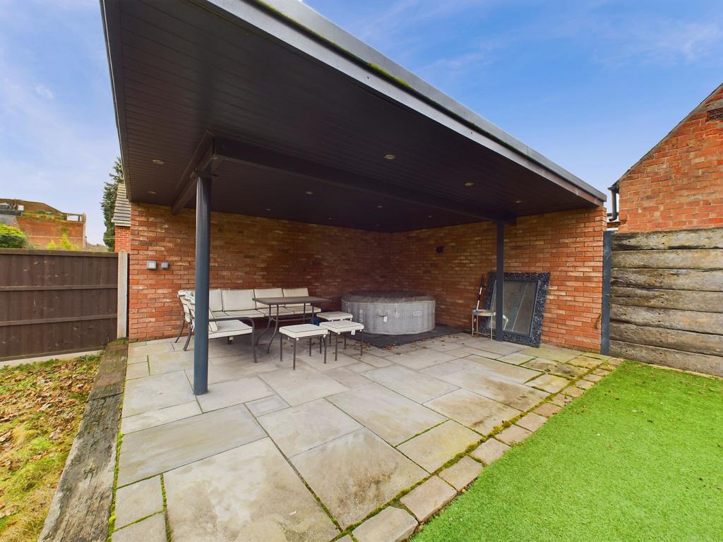 Covered Patio Area
