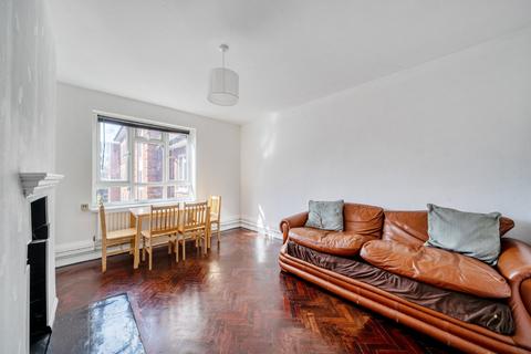 3 bedroom flat for sale, Whites Square, Clapham, London, SW4