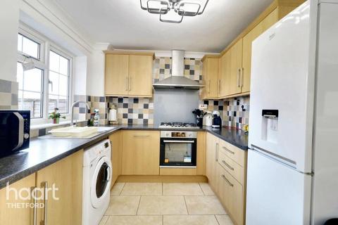 3 bedroom end of terrace house for sale, Byron Walk, Thetford