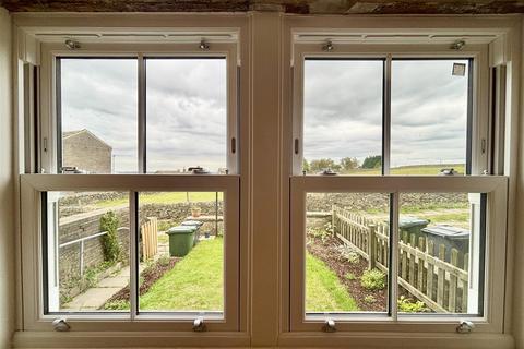 2 bedroom terraced house for sale, School Ridge, Bradford BD13