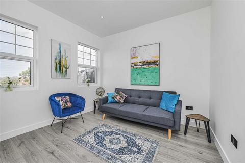 undefined, Upper Richmond Road West, East Sheen, SW14