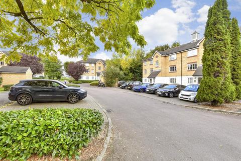 2 bedroom ground floor flat for sale, Chipstead Close, Belmont, Sutton, Surrey