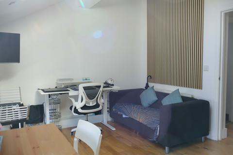 undefined, Waylen Street, Reading RG1