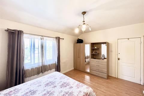 undefined, South Countess, London E17
