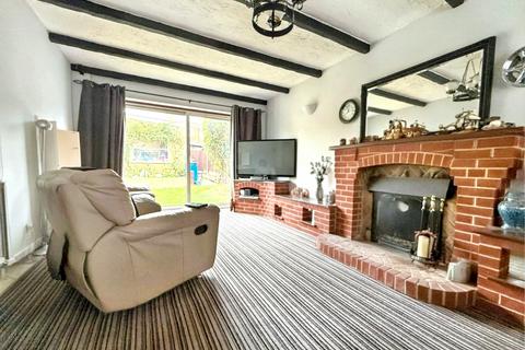 4 bedroom detached house for sale, Queenborough Road, Minster On Sea ME12