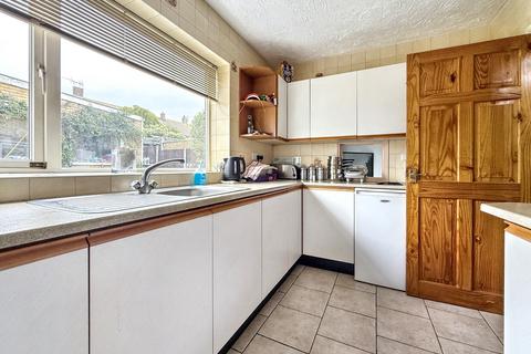 4 bedroom detached house for sale, Queenborough Road, Minster On Sea ME12