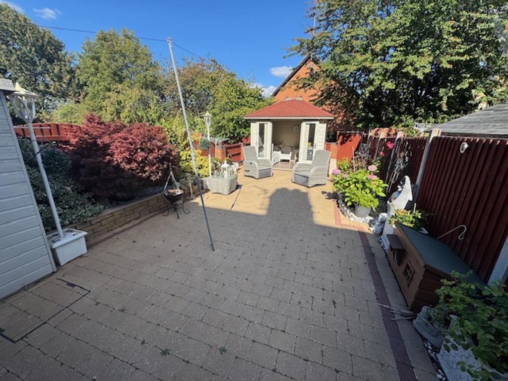 60 Bushbury Road Garden x 2.jpeg