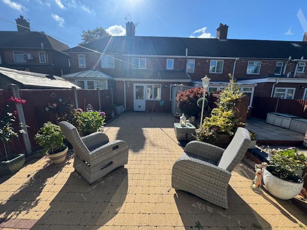 60 Bushbury Road Garden.jpeg