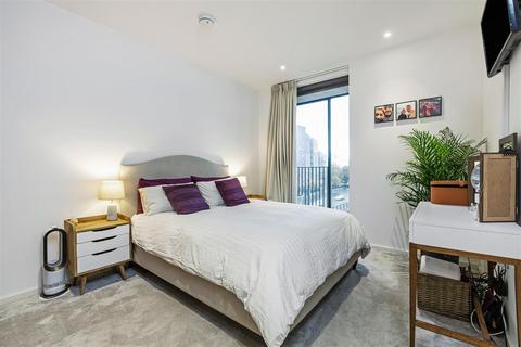 undefined, Ambassador Building, Embassy Gardens, 5 New Union Square, Nine Elms London, SW11