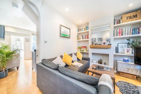 3 bedroom terraced house for sale, Derinton Road, London SW17