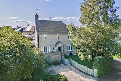 undefined, Century Close, Cirencester
