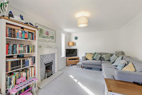 undefined, Century Close, Cirencester