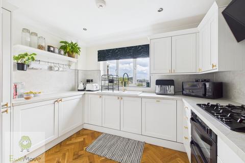 30 Montfort Road, Rochester, ME2 3EU