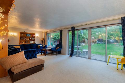 5 bedroom detached house for sale, Farnham Lane, Farnham Royal SL2
