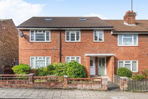 3 bedroom maisonette for sale, Derby Court, Derby Road, London