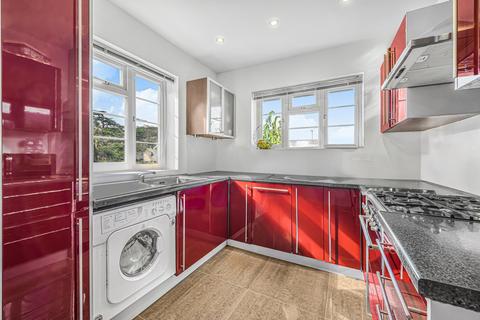 3 bedroom maisonette for sale, Derby Court, Derby Road, London