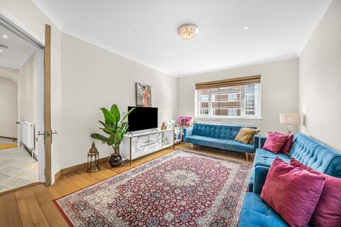 3 bedroom maisonette for sale, Derby Court, Derby Road, London