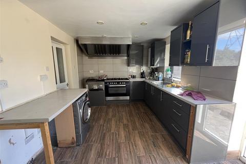 undefined, Lakeside Road, West Bromwich B70