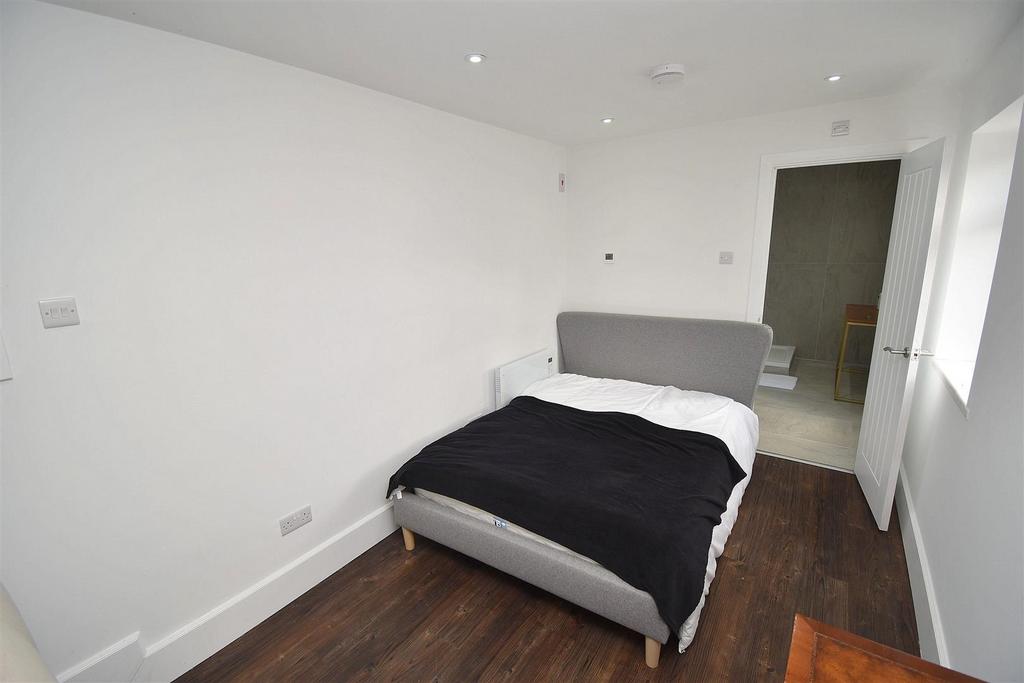 Bedroom-Annexe.JPG