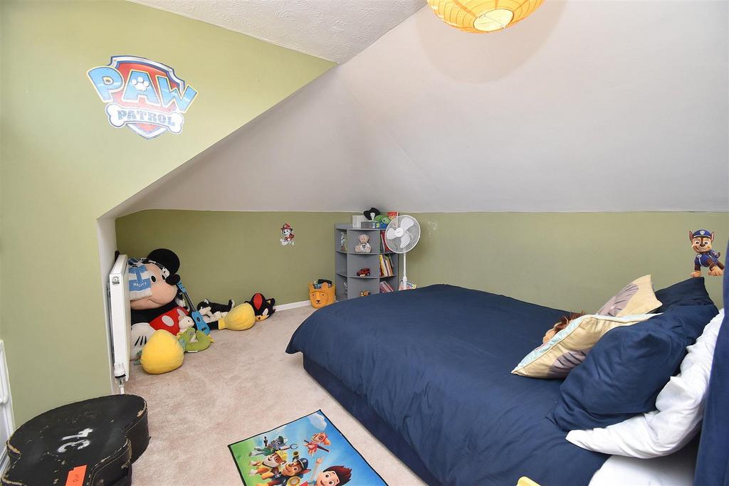 Bedroom Upstairs.JPG